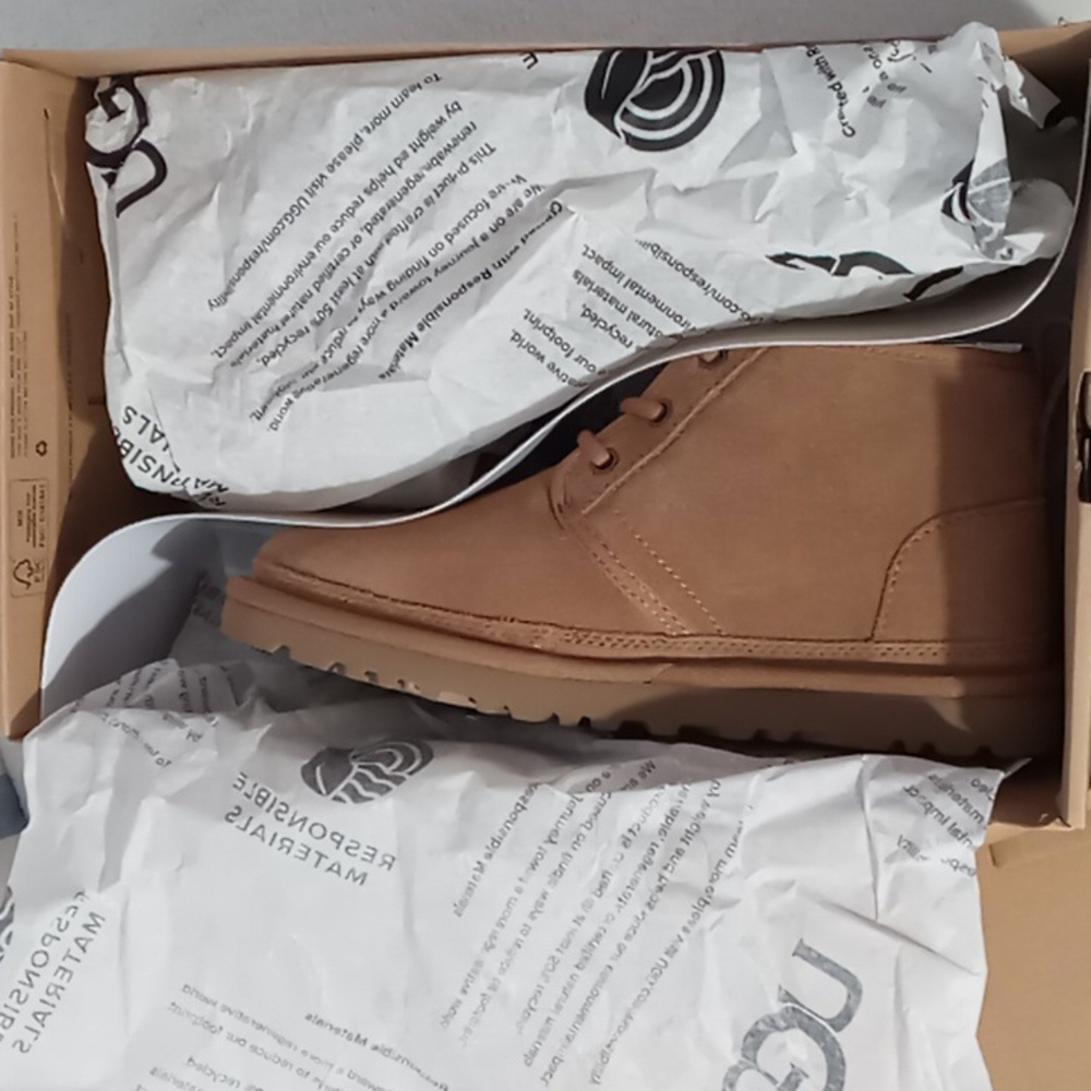 UGG Neumel BNIB Women's Size 6 Chestnut color